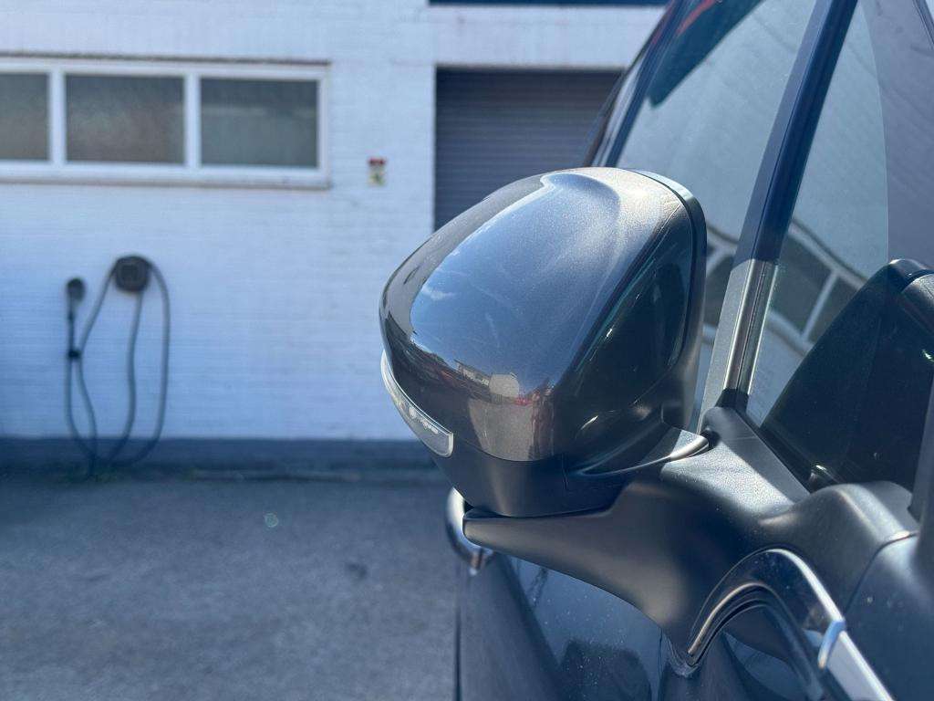 2019 PEUGEOT 208 2019 PEUGEOT 208