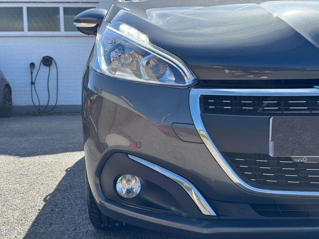 2019 PEUGEOT 208 2019 PEUGEOT 208