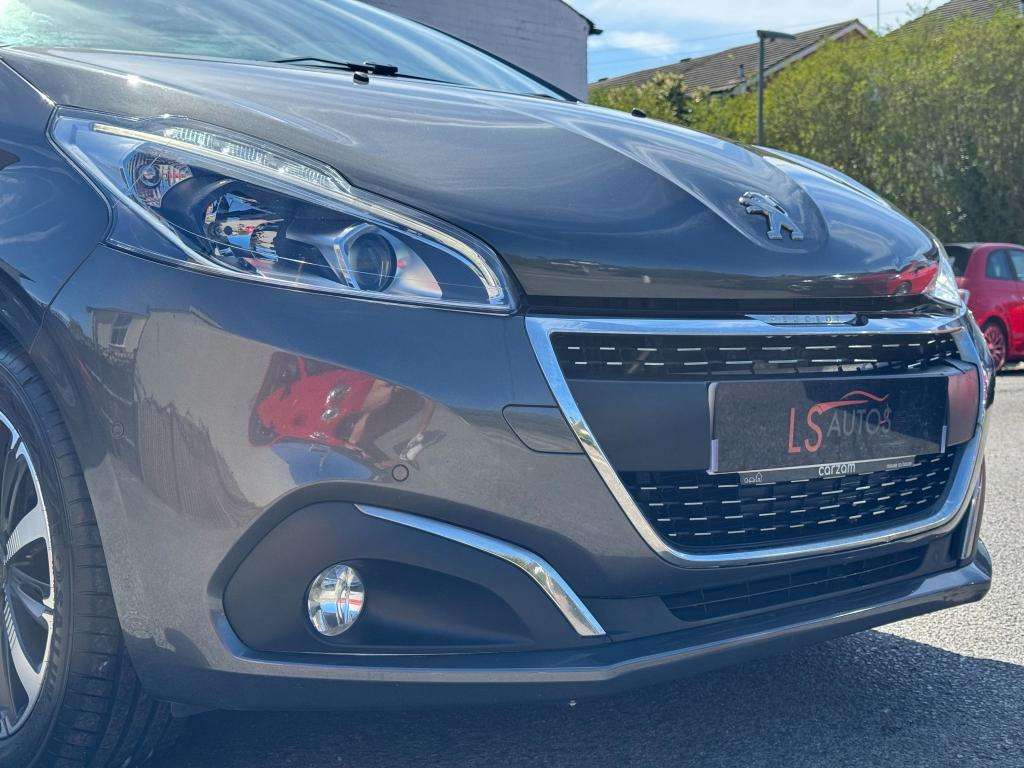 2019 PEUGEOT 208 2019 PEUGEOT 208