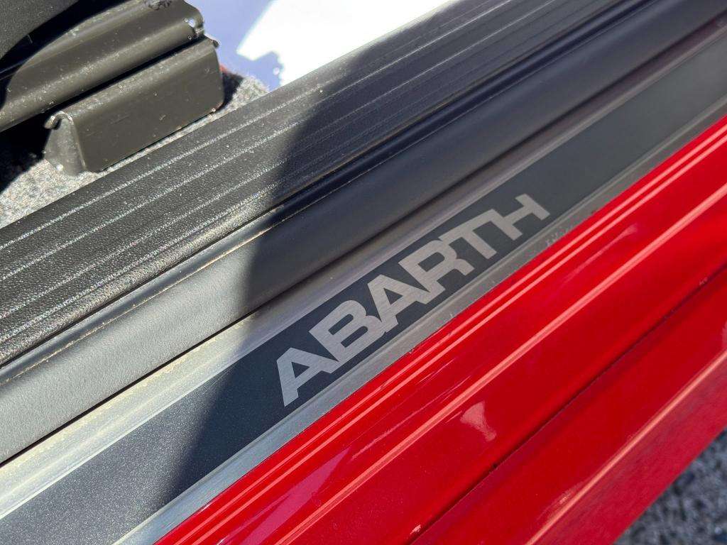 2018 ABARTH 595 2018 ABARTH 595