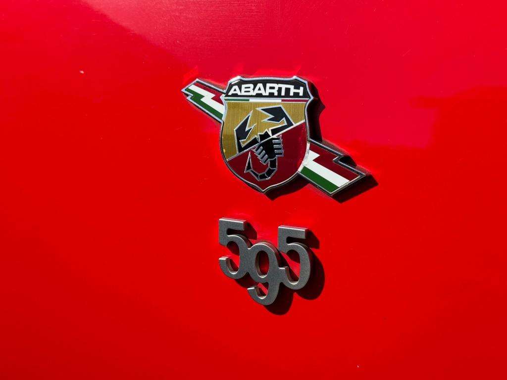 2018 ABARTH 595 2018 ABARTH 595