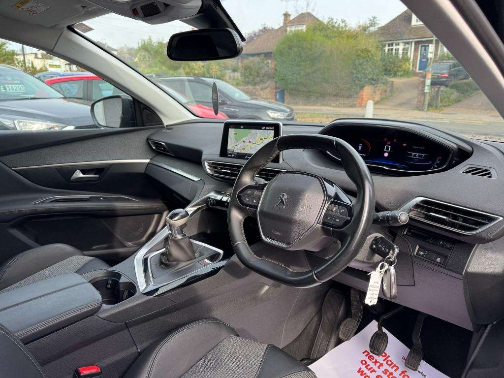 2019 PEUGEOT 3008 2019 PEUGEOT 3008