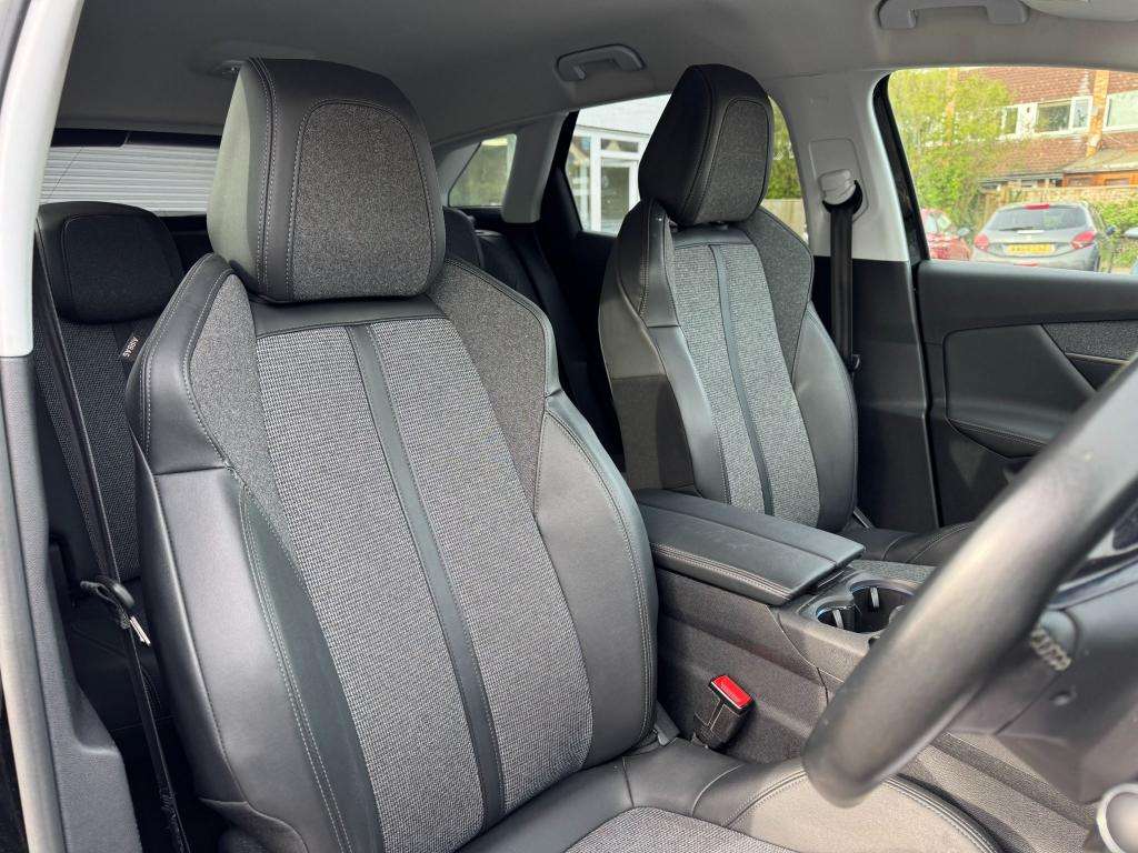 2019 PEUGEOT 3008 2019 PEUGEOT 3008