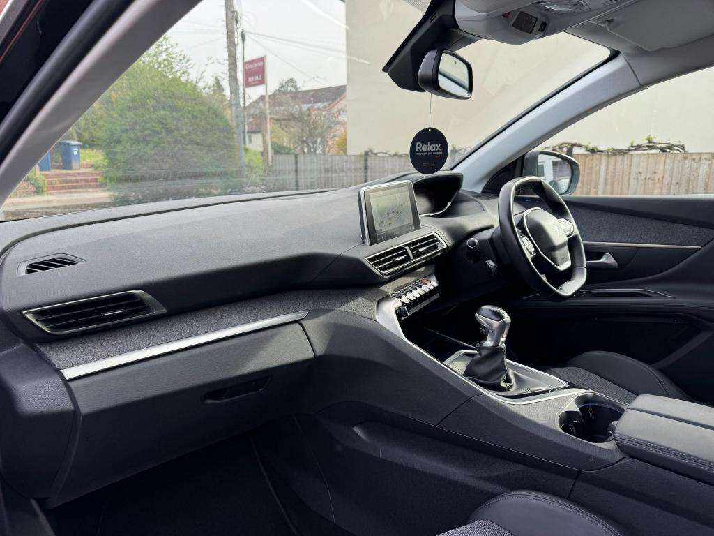 2019 PEUGEOT 3008 2019 PEUGEOT 3008
