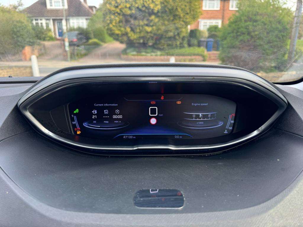 2019 PEUGEOT 3008 2019 PEUGEOT 3008