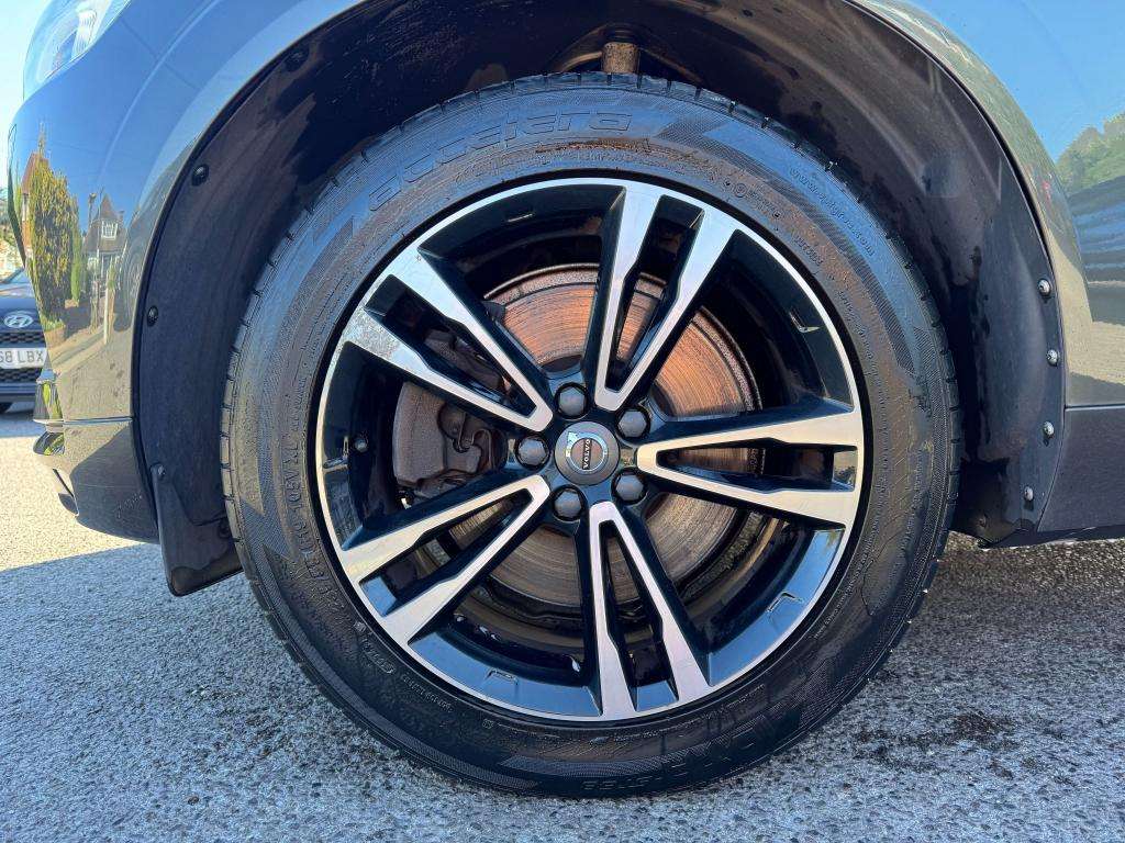 2017 VOLVO XC60 2017 VOLVO XC60