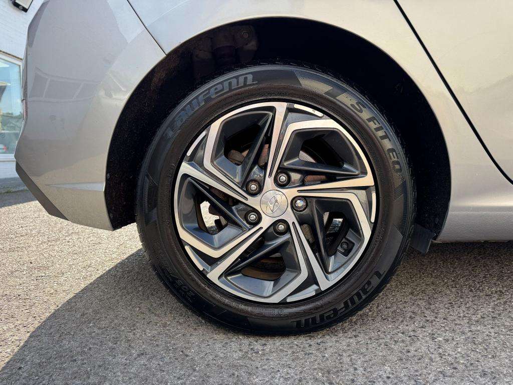 2022 HYUNDAI I30 2022 HYUNDAI I30