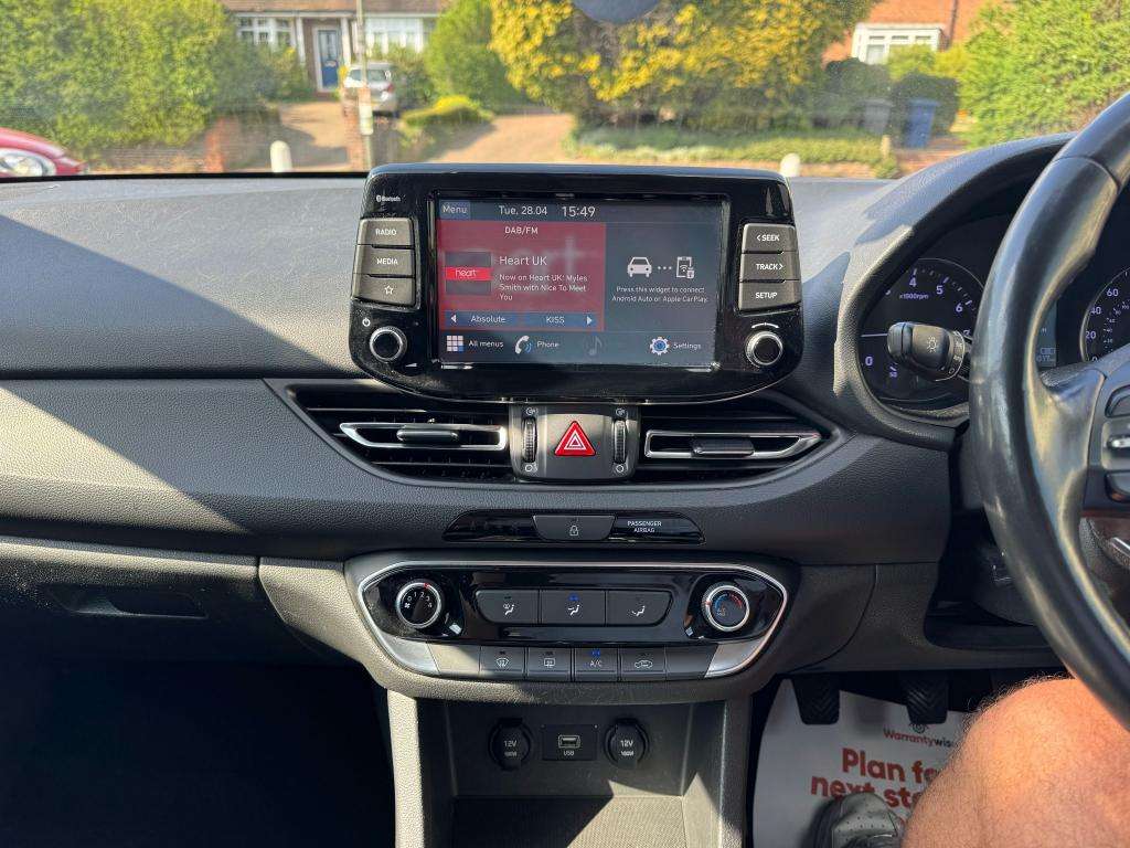 2022 HYUNDAI I30 2022 HYUNDAI I30