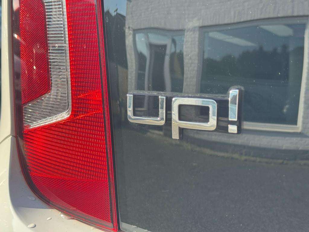 2014 VOLKSWAGEN UP! 2014 VOLKSWAGEN UP!