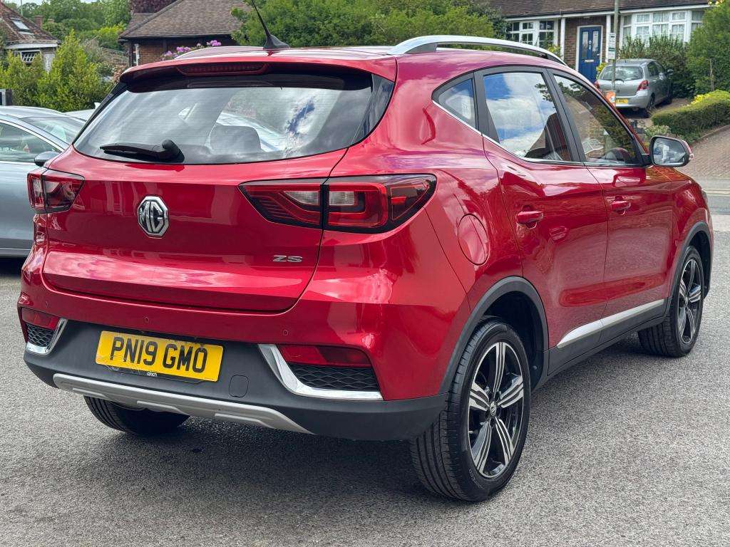 A 2019 MG MG ZS 1.0 T-GDI Exclusive SUV 5dr Petrol Auto Euro 6 (11 A 2019 MG MG ZS 1.0 T-GDI Exclusive SUV 5dr Petrol Auto Euro 6 (11