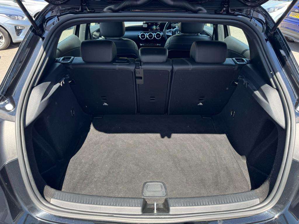 2018 MERCEDES-BENZ A CLASS 2018 MERCEDES-BENZ A CLASS