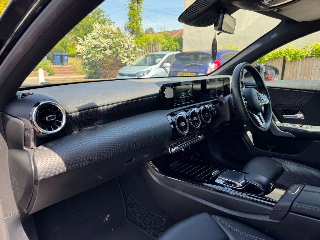 2018 MERCEDES-BENZ A CLASS 2018 MERCEDES-BENZ A CLASS