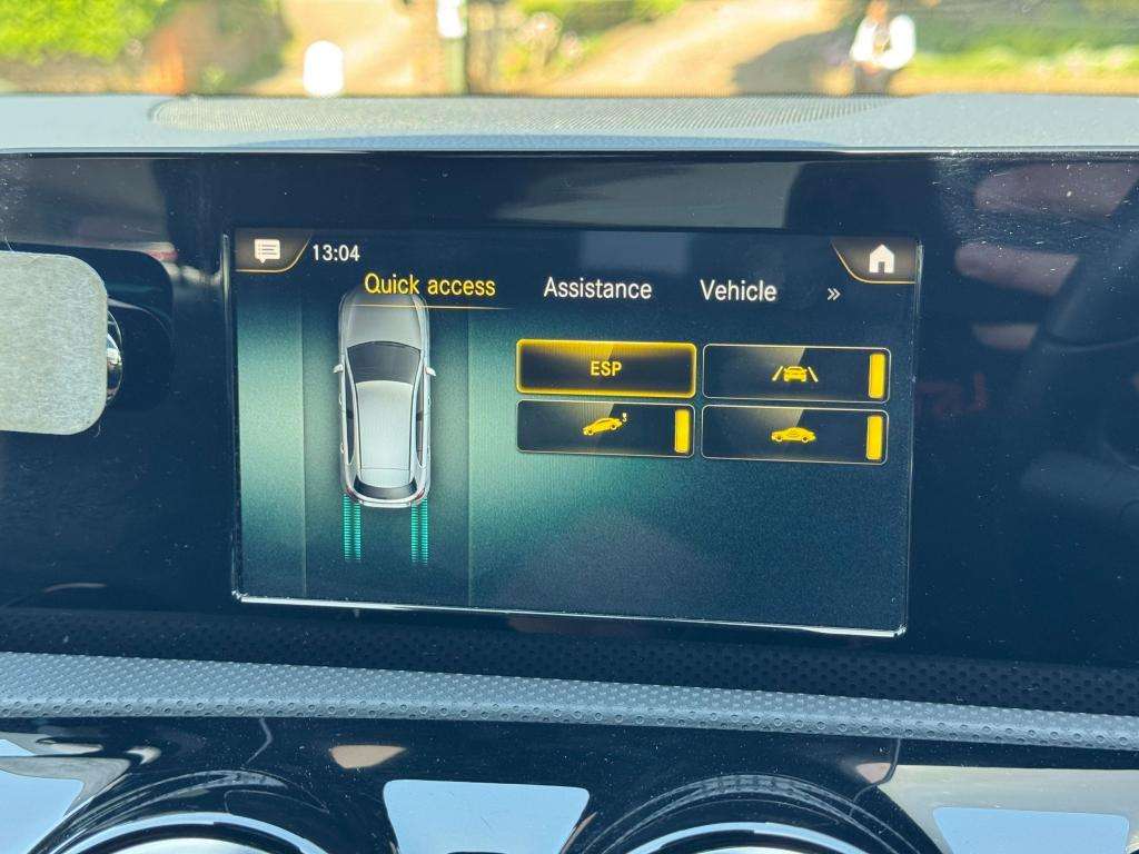 2018 MERCEDES-BENZ A CLASS 2018 MERCEDES-BENZ A CLASS