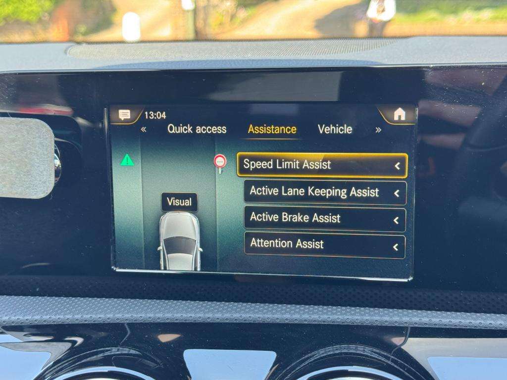 2018 MERCEDES-BENZ A CLASS 2018 MERCEDES-BENZ A CLASS