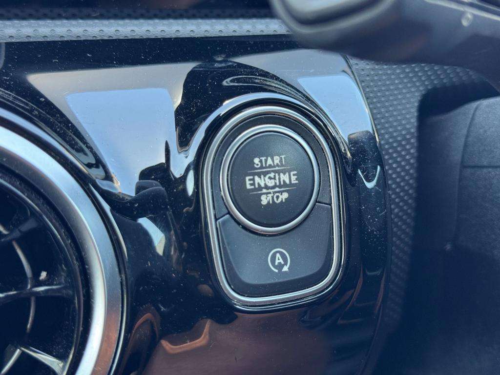 2018 MERCEDES-BENZ A CLASS 2018 MERCEDES-BENZ A CLASS