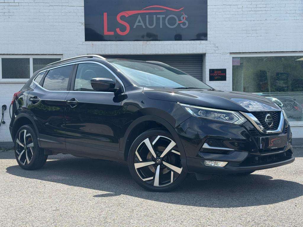 A 2018 NISSAN QASHQAI 1.6 dCi Tekna SUV 5dr Diesel Manual 4WD Euro 6 (s/ A 2018 NISSAN QASHQAI 1.6 dCi Tekna SUV 5dr Diesel Manual 4WD Euro 6 (s/