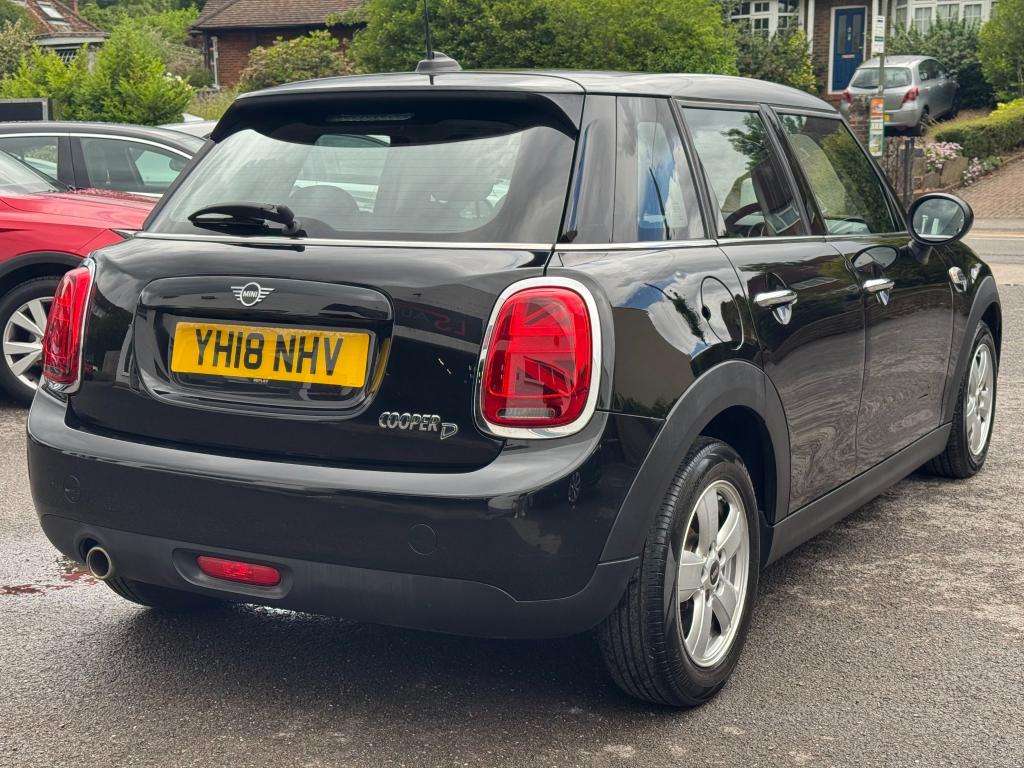 A 2018 MINI HATCH 1.5 Cooper D Hatchback 5dr Diesel Manual Euro 6 (s A 2018 MINI HATCH 1.5 Cooper D Hatchback 5dr Diesel Manual Euro 6 (s