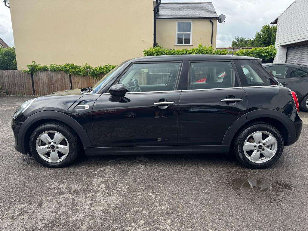 2018 MINI HATCH 2018 MINI HATCH