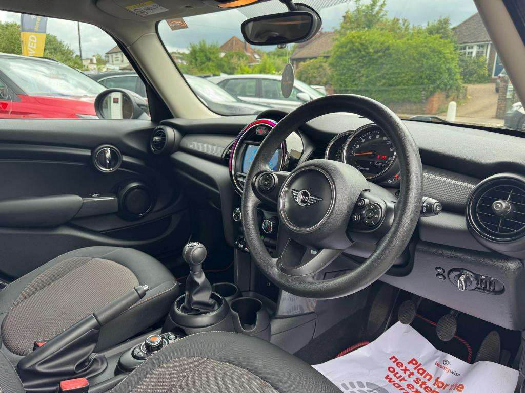 2018 MINI HATCH 2018 MINI HATCH