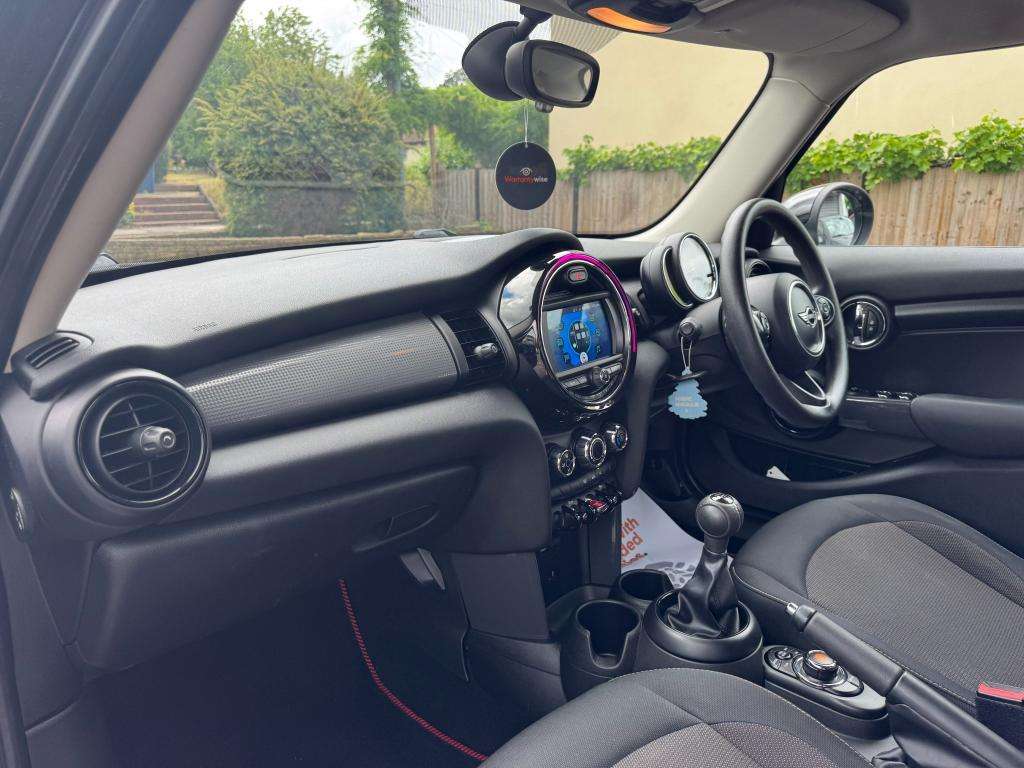 2018 MINI HATCH 2018 MINI HATCH