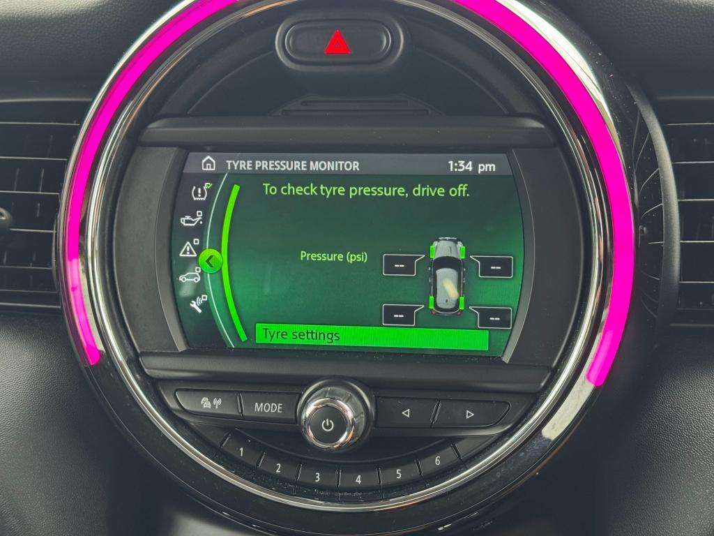 2018 MINI HATCH 2018 MINI HATCH