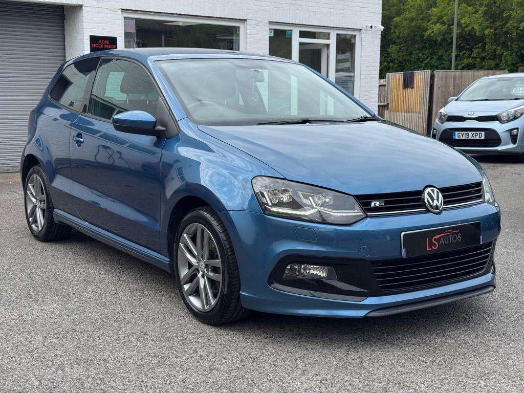 A 2016 VOLKSWAGEN POLO 1.0 TSI BlueMotion Tech R-Line Hatchback 3dr Petro A 2016 VOLKSWAGEN POLO 1.0 TSI BlueMotion Tech R-Line Hatchback 3dr Petro