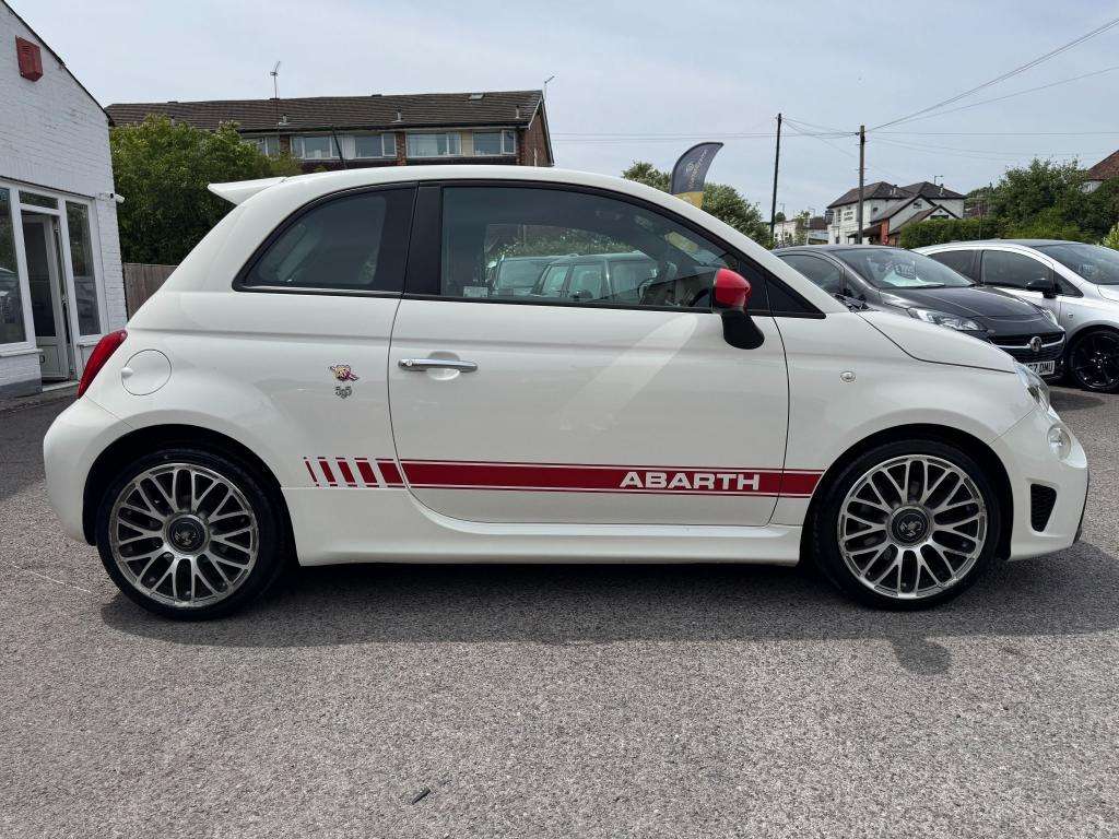 A 2019 ABARTH 595 1.4 T-Jet Hatchback 3dr Petrol Manual Euro 6 (145 A 2019 ABARTH 595 1.4 T-Jet Hatchback 3dr Petrol Manual Euro 6 (145