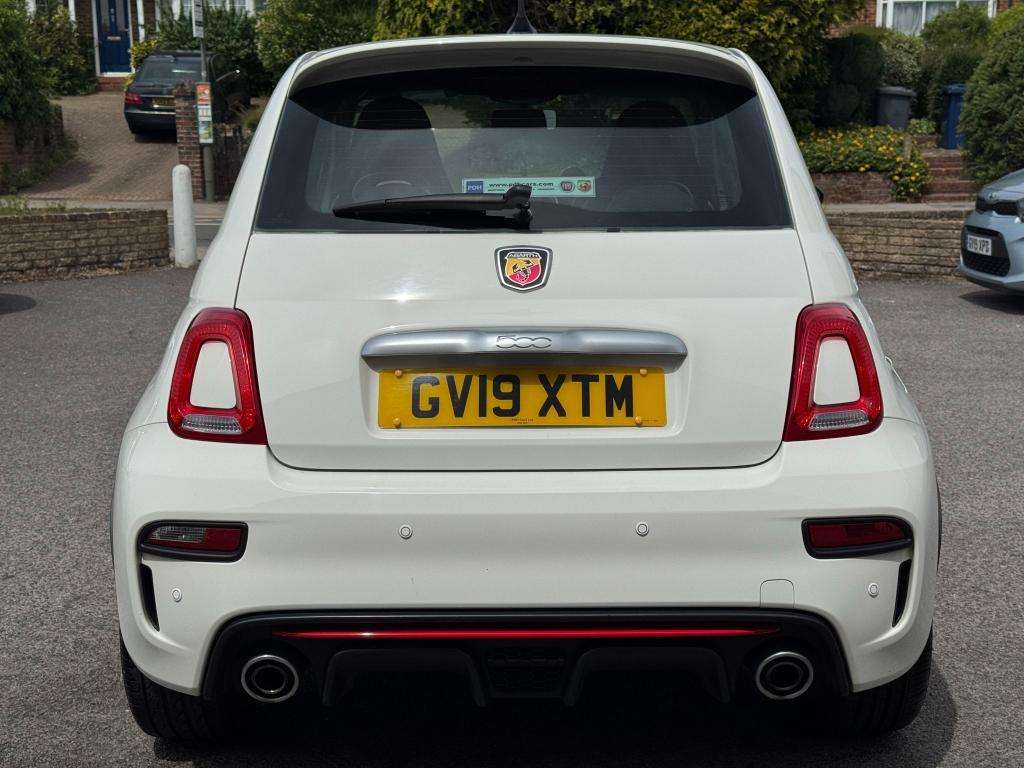 2019 ABARTH 595 2019 ABARTH 595