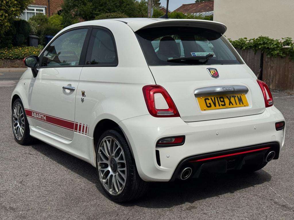 2019 ABARTH 595 2019 ABARTH 595
