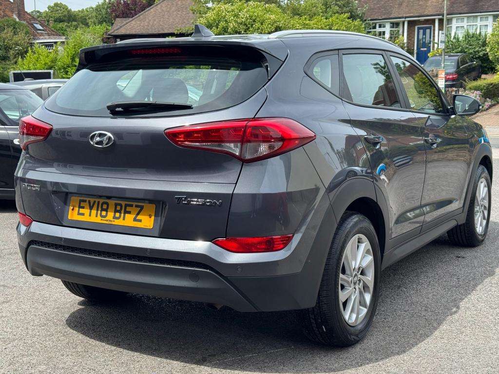 A 2018 HYUNDAI TUCSON 1.7 CRDi Blue Drive SE Nav SUV 5dr Diesel Manual E A 2018 HYUNDAI TUCSON 1.7 CRDi Blue Drive SE Nav SUV 5dr Diesel Manual E