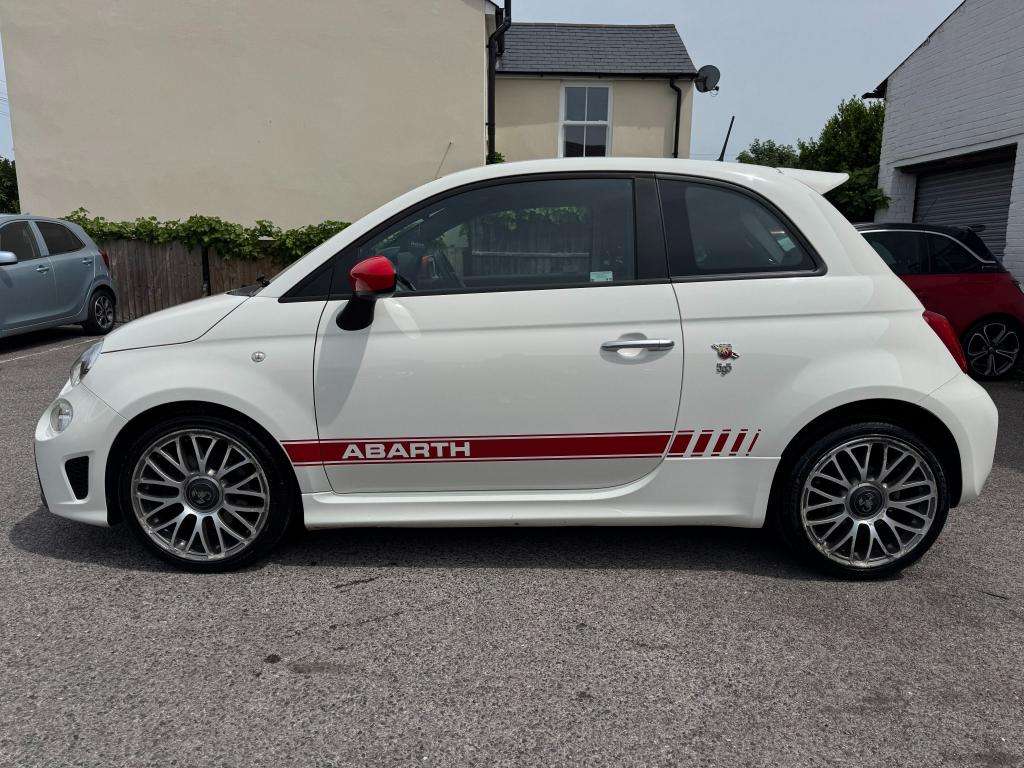 2019 ABARTH 595 2019 ABARTH 595