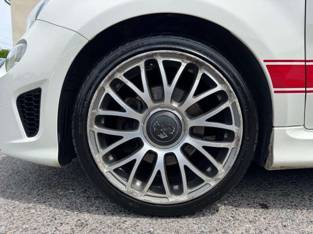 2019 ABARTH 595 2019 ABARTH 595