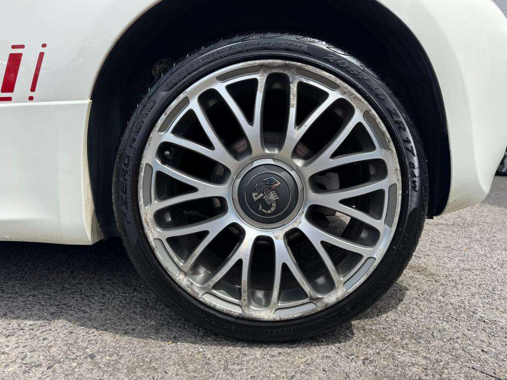 2019 ABARTH 595 2019 ABARTH 595