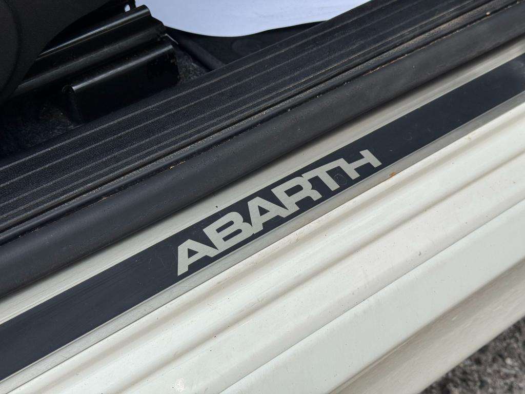 2019 ABARTH 595 2019 ABARTH 595