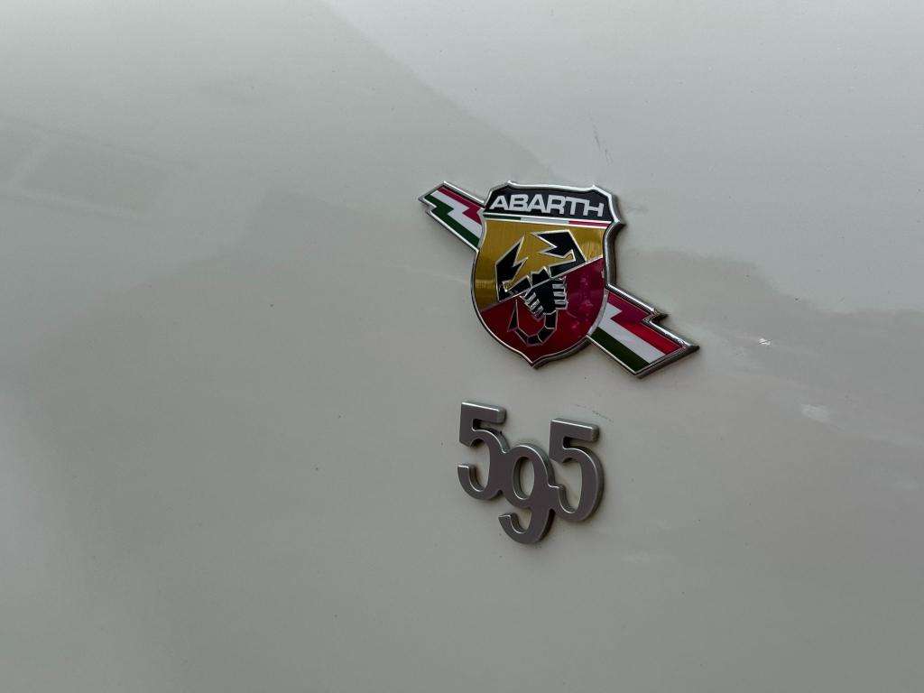 2019 ABARTH 595 2019 ABARTH 595