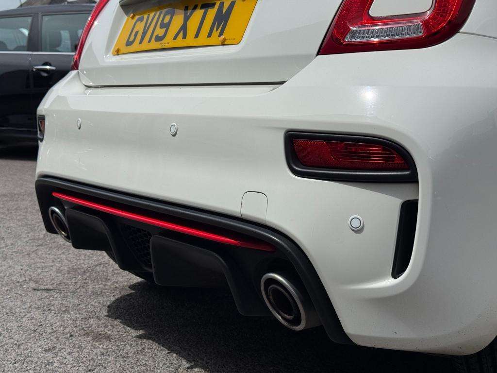 2019 ABARTH 595 2019 ABARTH 595
