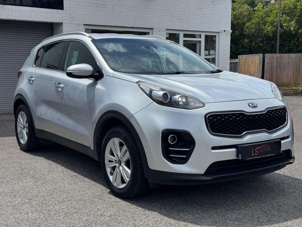 A 2017 KIA SPORTAGE 1.7 CRDi 2 SUV 5dr Diesel Manual Euro 6 (s/s) (114 A 2017 KIA SPORTAGE 1.7 CRDi 2 SUV 5dr Diesel Manual Euro 6 (s/s) (114
