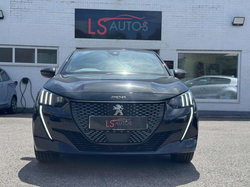 A 2022 PEUGEOT 208 1.2 PureTech GT Hatchback 5dr Petrol Manual Euro 6 A 2022 PEUGEOT 208 1.2 PureTech GT Hatchback 5dr Petrol Manual Euro 6