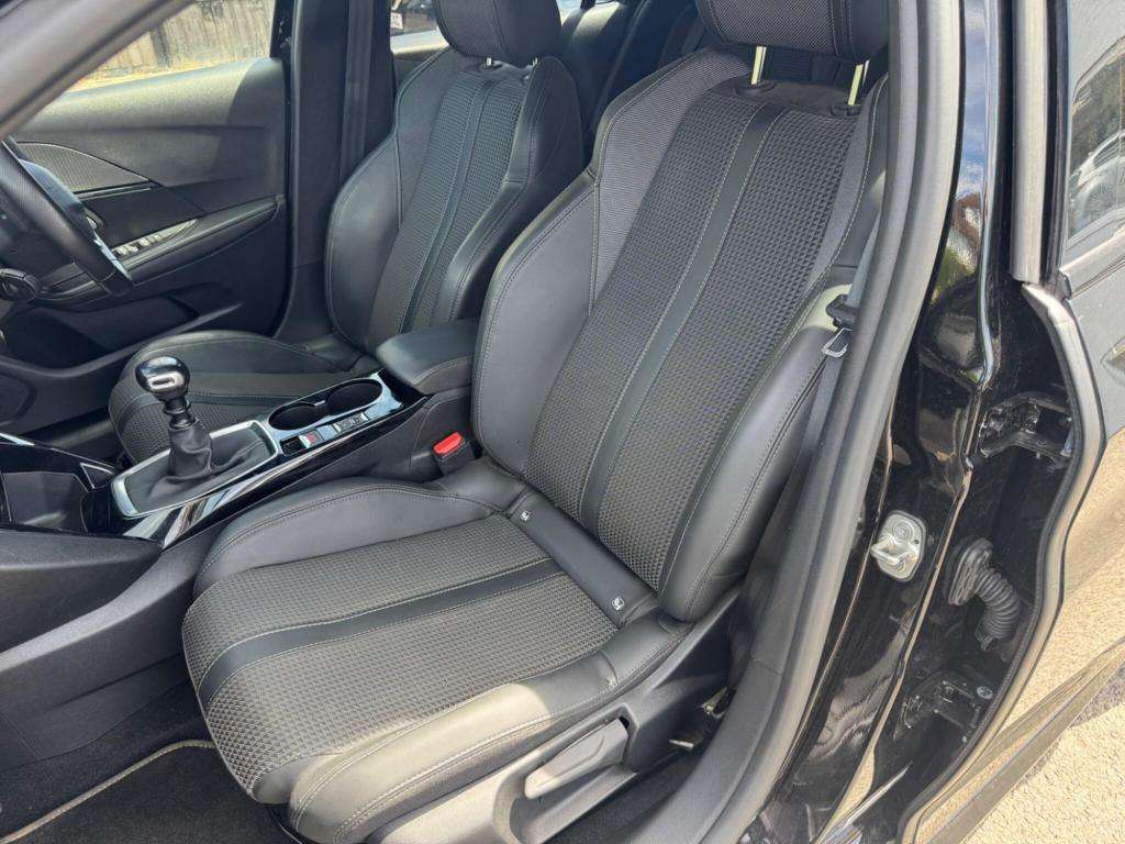 2022 PEUGEOT 208 2022 PEUGEOT 208