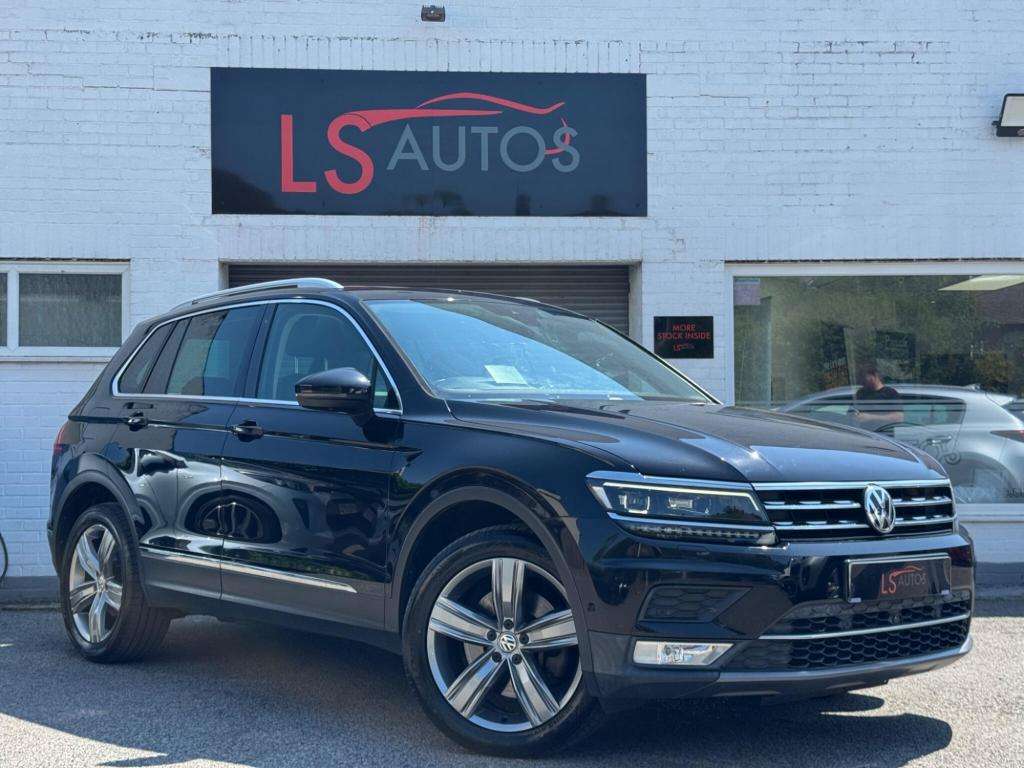 A 2016 VOLKSWAGEN TIGUAN 2.0 TDI BlueMotion Tech SEL SUV 5dr Diesel DSG 4Mo A 2016 VOLKSWAGEN TIGUAN 2.0 TDI BlueMotion Tech SEL SUV 5dr Diesel DSG 4Mo