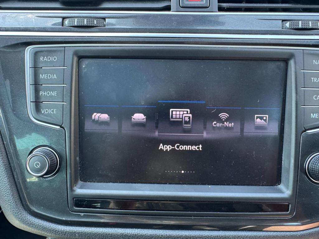 2016 VOLKSWAGEN TIGUAN 2016 VOLKSWAGEN TIGUAN
