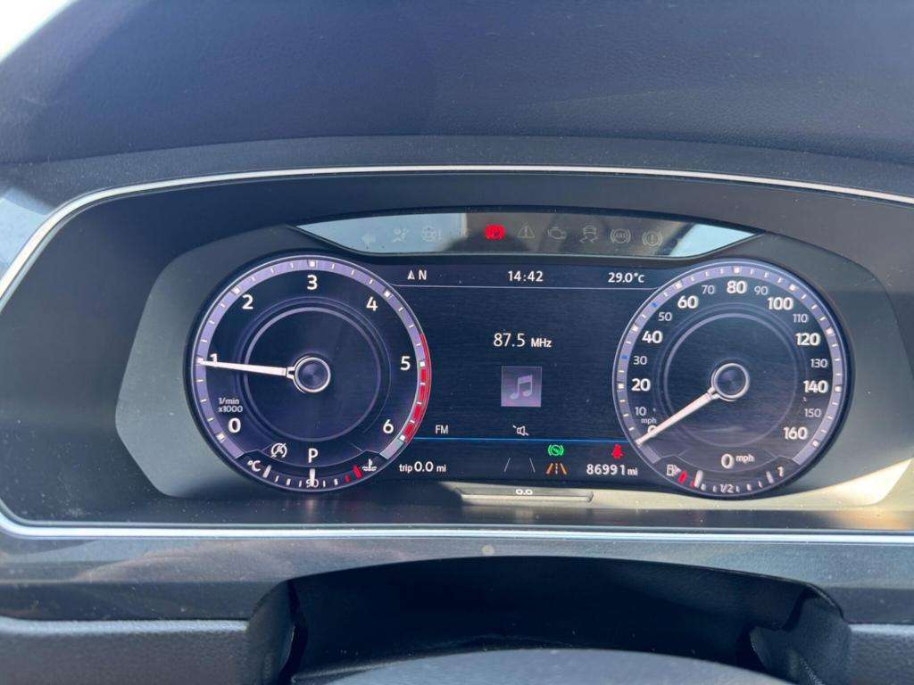 2016 VOLKSWAGEN TIGUAN 2016 VOLKSWAGEN TIGUAN