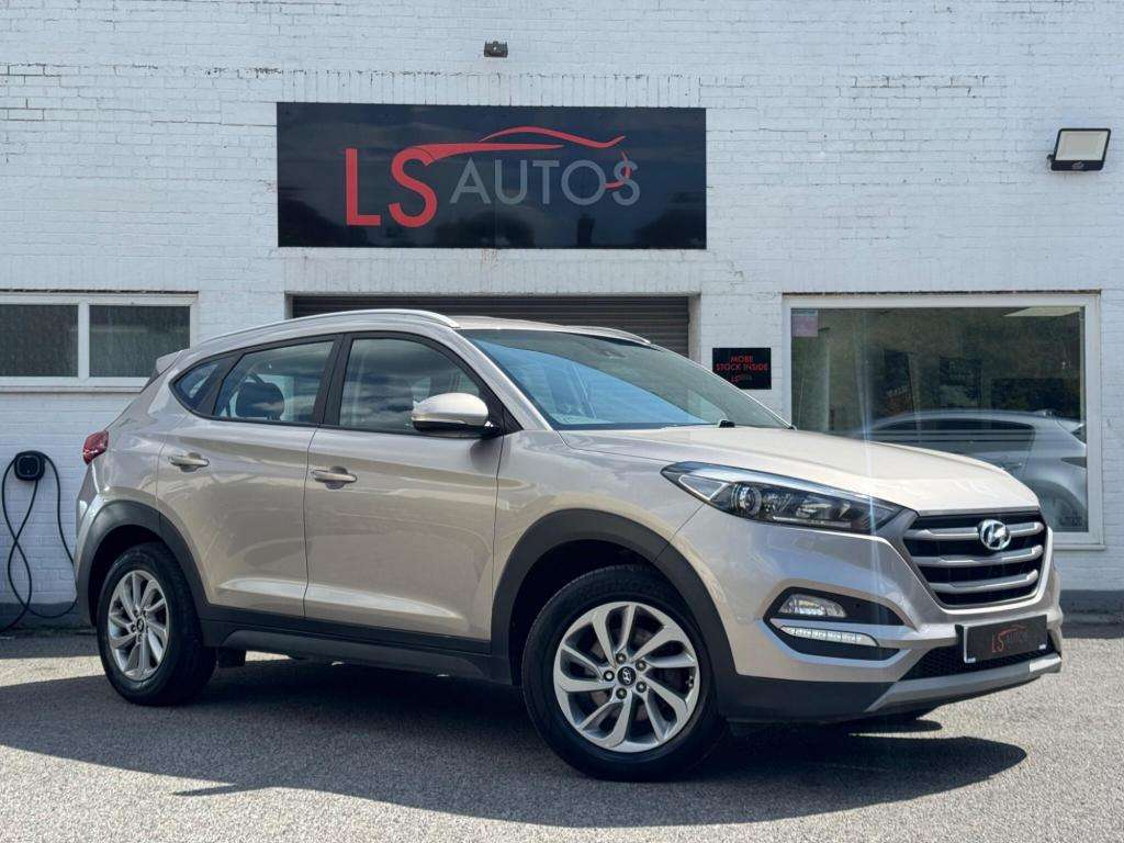 A 2018 HYUNDAI TUCSON 1.7 CRDi Blue Drive SE SUV 5dr Diesel Manual Euro A 2018 HYUNDAI TUCSON 1.7 CRDi Blue Drive SE SUV 5dr Diesel Manual Euro
