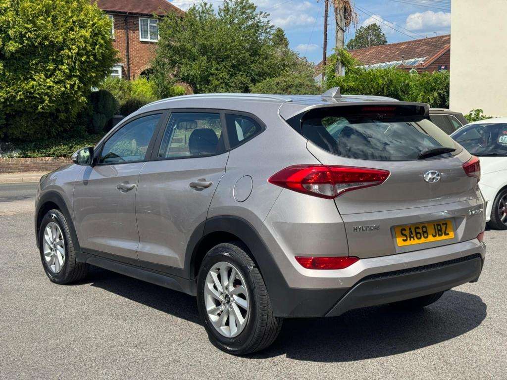 A 2018 HYUNDAI TUCSON 1.7 CRDi Blue Drive SE SUV 5dr Diesel Manual Euro A 2018 HYUNDAI TUCSON 1.7 CRDi Blue Drive SE SUV 5dr Diesel Manual Euro