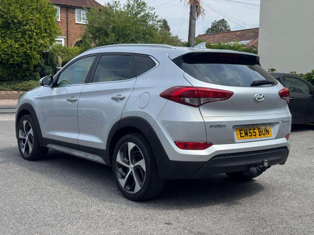 A 2017 HYUNDAI TUCSON 1.7 Crdi Blue Drive Sport Edition Suv A 2017 HYUNDAI TUCSON 1.7 Crdi Blue Drive Sport Edition Suv