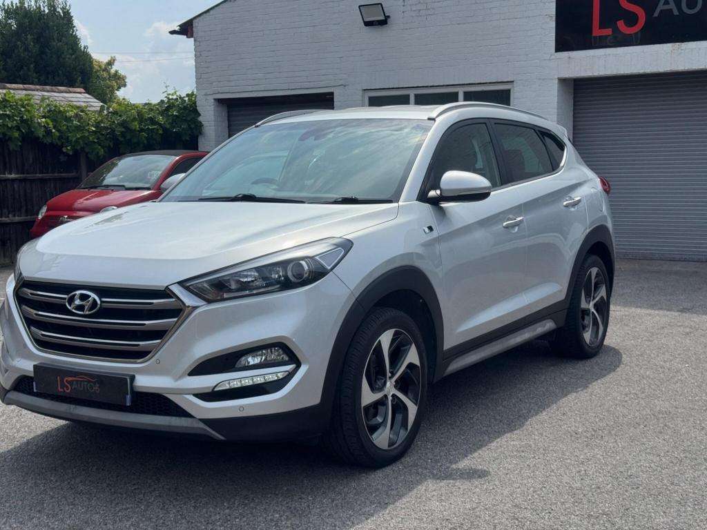 A 2017 HYUNDAI TUCSON 1.7 Crdi Blue Drive Sport Edition Suv A 2017 HYUNDAI TUCSON 1.7 Crdi Blue Drive Sport Edition Suv