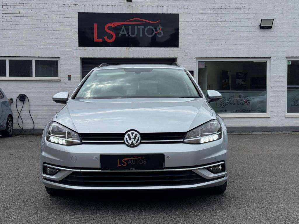 A 2019 VOLKSWAGEN GOLF 1.6 Tdi Match Estate A 2019 VOLKSWAGEN GOLF 1.6 Tdi Match Estate