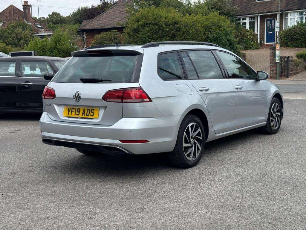 2019 VOLKSWAGEN GOLF 2019 VOLKSWAGEN GOLF