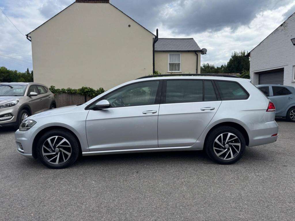 2019 VOLKSWAGEN GOLF 2019 VOLKSWAGEN GOLF