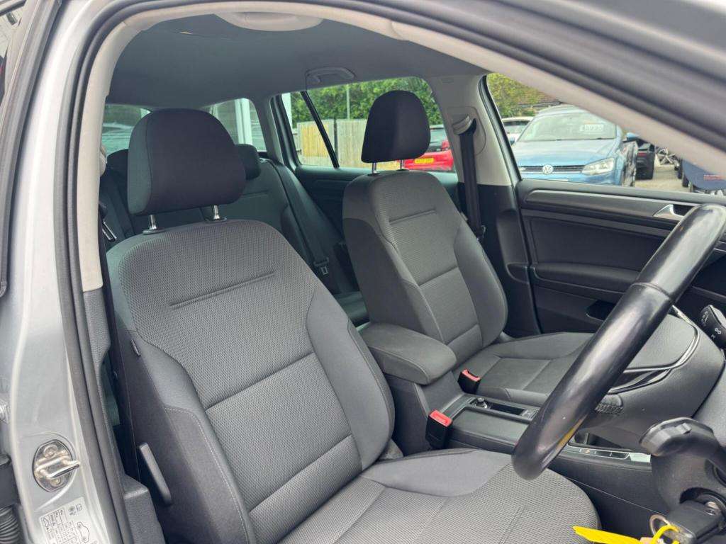2019 VOLKSWAGEN GOLF 2019 VOLKSWAGEN GOLF